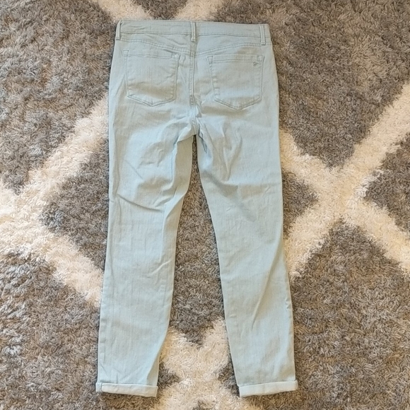 Jessica Simpson Rolled Crop Skinny- Size 8/29 - Picture 4 of 5